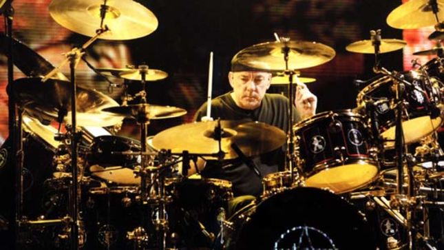 RUSH Drummer Neil Peart Discusses Dilemma Of Touring - "I'm Of Two Minds About The Whole Idea"