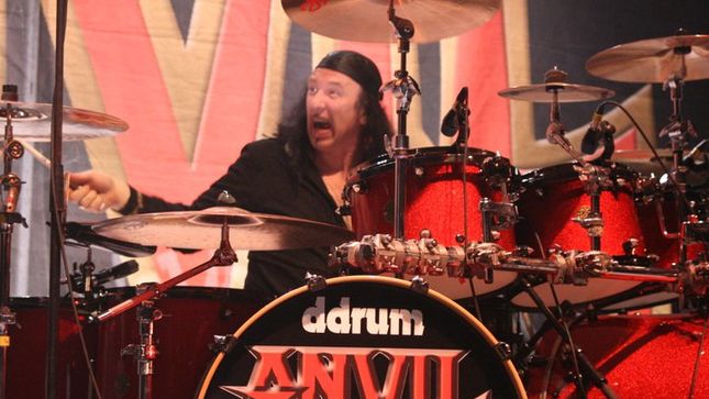 ANVIL - Drummer Robb Reiner To Hold First Major Gallery Show Of His Paintings