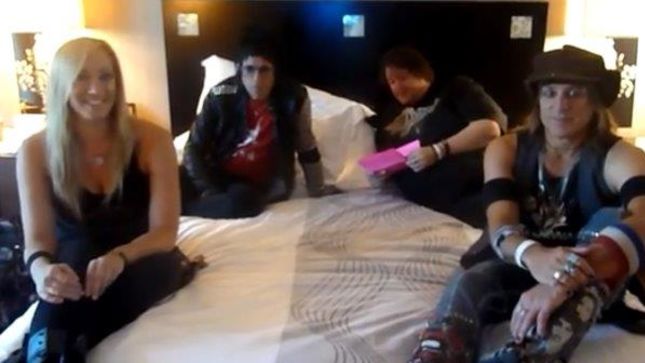 ALICE COOPER - Hotel Bed Video Interview With All Three Guitarists