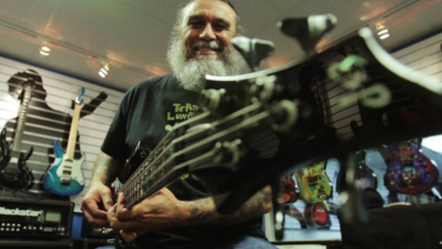 SLAYER's Tom Araya Tours ESP Factory; Behind-The-Scenes Video Posted