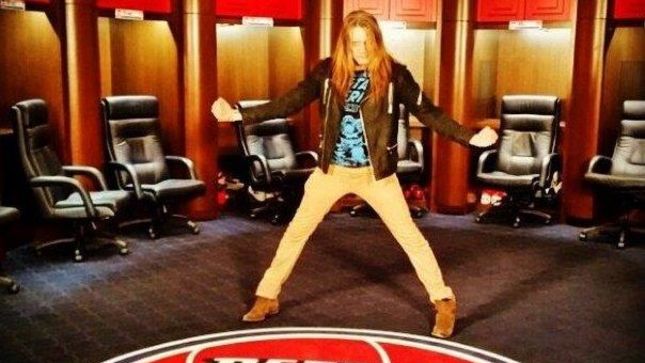 SEBASTIAN BACH - Fan-Filmed Video Of Halftime Show At NBA Game