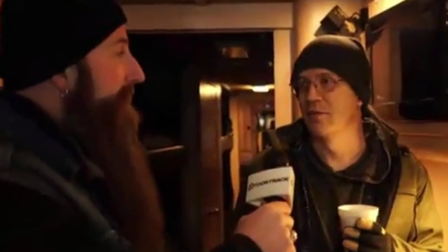 DEVIN TOWNSEND Invites Toontrack Onto The Tour Bus; Video Available 