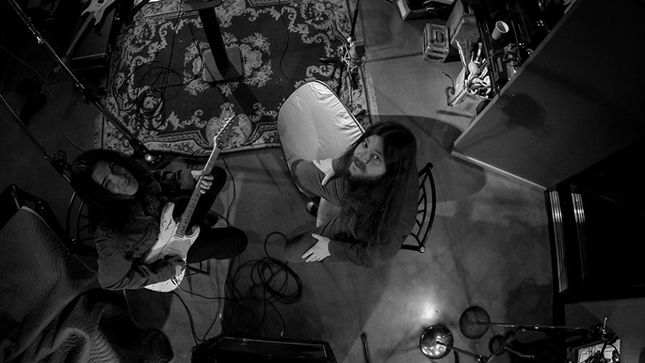 Ex-OZZY Guitarist Joe Holmes Announces Release Date for FARMIKOS Debut Album
