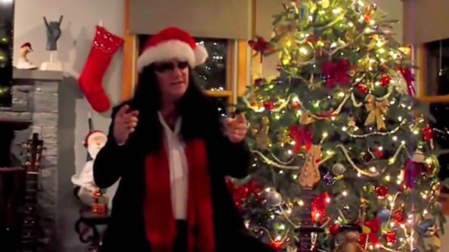 RONNY MUNROE Performs "Holly Jolly Christmas" In His Living Room; Video Available 