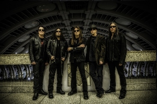 QUEENSRŸCHE Drummer Scott Rockenfield On New Album - " I Think We’ll Have It Done Within The Next Four To Six Months"