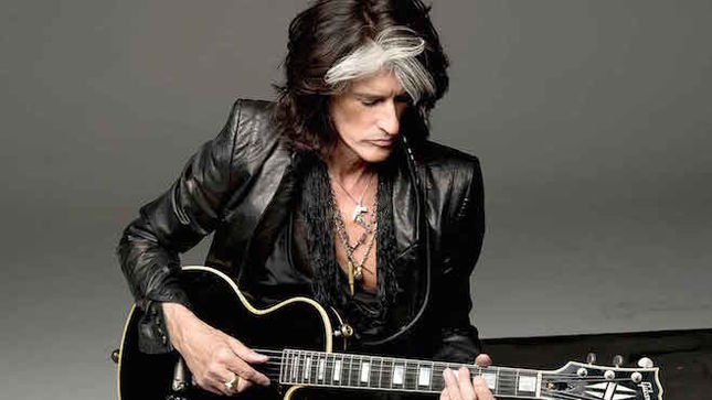 JOE PERRY Discusses AEROSMITH's Near-Flight On LYNYRD SKYNYRD's Crashed Convair Plane - "To Be That Close To It... It Was Really A Blow, Up And Down The Line"