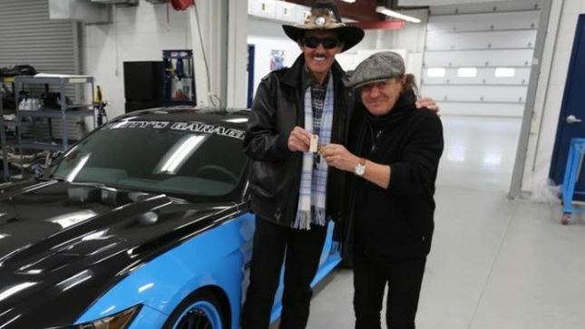 AC/DC Singer BRIAN JOHNSON Orders Limited Edition 2015 Ford Mustang GT