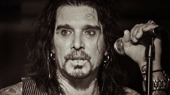 JOHN CORABI Discusses Possibility Of Working With MICK MARS On New Album; Audio Interview Available 