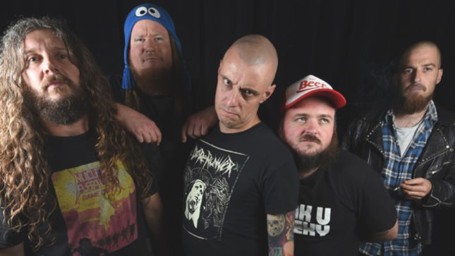 KING PARROT Signs With Agonia Records; New PHIL ANSELMO-Recorded Album Due This Spring