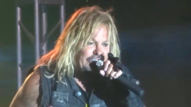 VINCE NEIL Performs At Toyota Grand Prix - Fan-Filmed Video