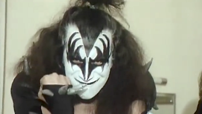 GENE SIMMONS Looks Back On KISS' First Ever UK Tour In 1976 - "I Was Nervous To Set Foot On Holy Ground"