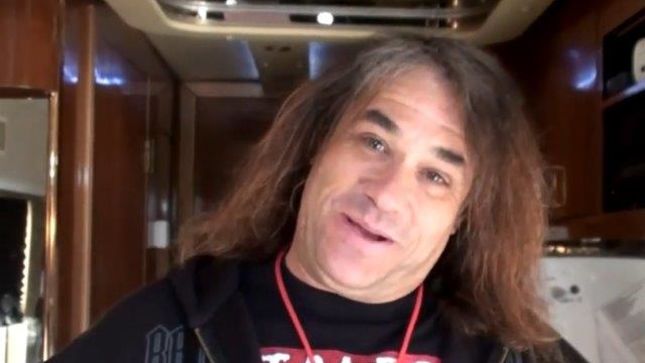 EXODUS - Steve "Zetro" Souza Featured In New Episode Of Bus Invaders; Video Streaming