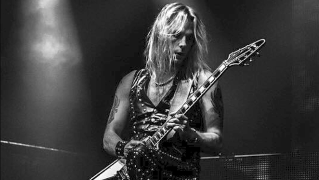 JUDAS PRIEST Guitarist RICHIE FAULKNER Talks Band's Sense Of Family - "That Whole Community Feeling Kind Of Transcends Into The Live Situation" 