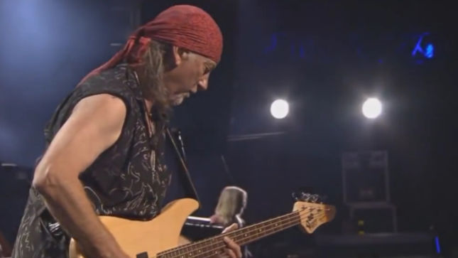 DEEP PURPLE Bassist ROGER GLOVER - “We Can Play The Old Classics With Pride, But We Are Songwriters And You Don't Stop Doing What You Do”; Audio