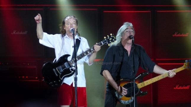 AC/DC Kick Off Rock Or Bust North American Tour In Foxboro, MA; Fan-Filmed Video Posted