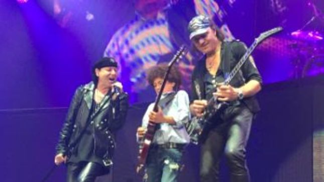 SCORPIONS Joined On Stage By 12-Year Prodigy In Brooklyn