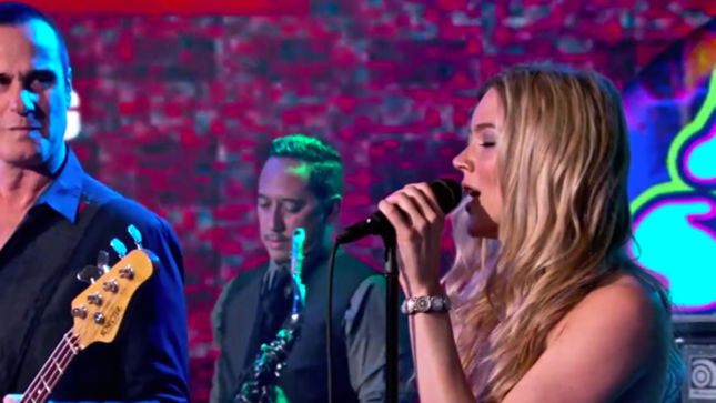 STONE TEMPLE PILOTS Perform With JOSS STONE For Jimmy Kimmel Live! Segment Mashup Monday