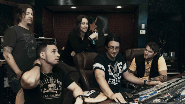 ALTER BRIDGE At Work On New Album; Fan Packages Launched