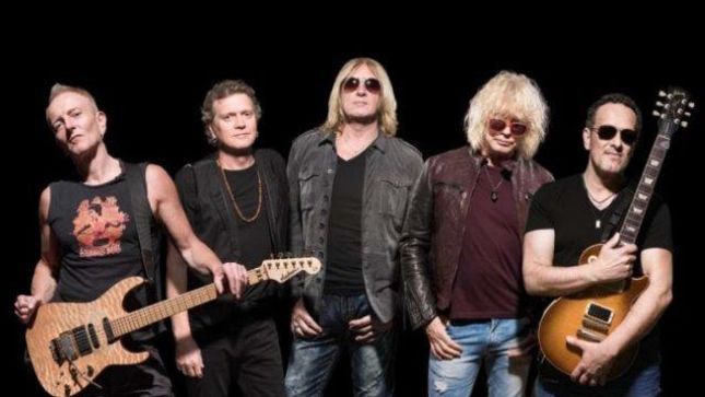 DEF LEPPARD Postpones Winter Tour Dates