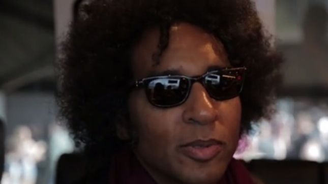 ALICE IN CHAINS Vocalist WILLIAM DuVALL Confirmed As Frontman For GIRAFFE TONGUE ORCHESTRA