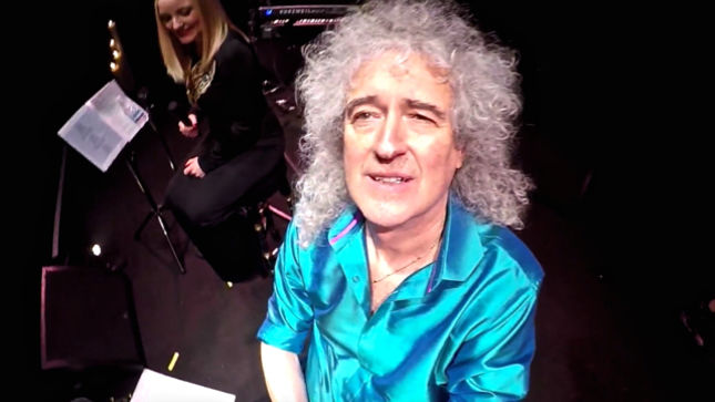 QUEEN Guitarist BRIAN MAY With KERRY ELLIS - Selfie-Stick Concert Videos Posted From Italy