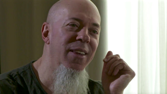 JORDAN RUDESS Discusses Life On The Road With DREAM THEATER - “Just Walking On Stage And Beginning Is A Huge Commitment”; Video
