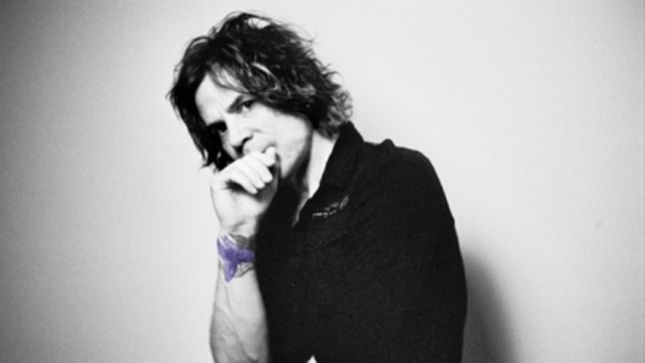 TONY HARNELL Announces Rockwood Music Hall Show For New York City