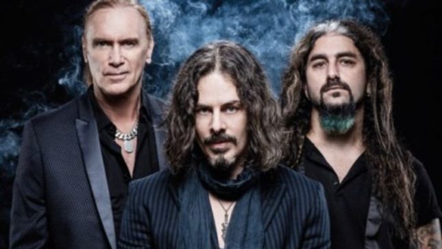 THE WINERY DOGS Perform Three Songs During Japanese Radio Interview; Audio Available