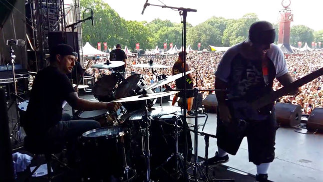 SUICIDAL TENDENCIES Performs “War Inside My Head” With DAVE LOMBARDO At Fortarock Festival; Quality Video Posted