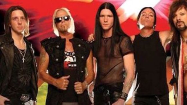 BOBBY BLOTZER On Current RATT Vocalist JOSH ALAN - "He Sounds Better Than STEPHEN PEARCY Did Even When We Started Out"