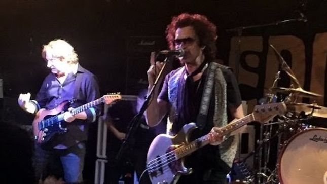 GLENN HUGHES Performs Two HUGHES/THRALL Songs With PAT THRALL Live In Las Vegas (Video) 