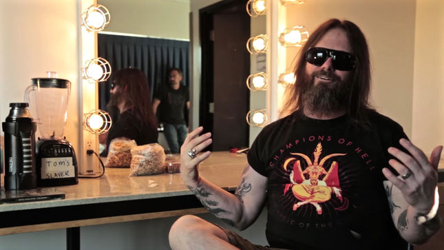 SLAYER / EXODUS Guitarist GARY HOLT - “I Go Really Hard Live Because I Refuse To Let A Guy Half My Age Best Me”; Video