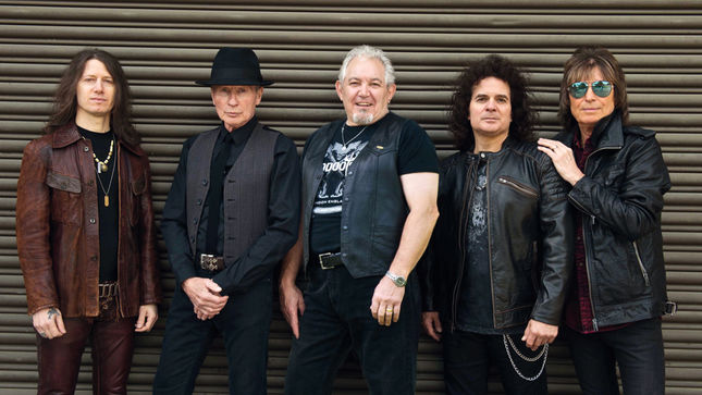 UFO Issue Progress Update On New Covers Album - “Mission Almost Complete,” Says VINNIE MOORE