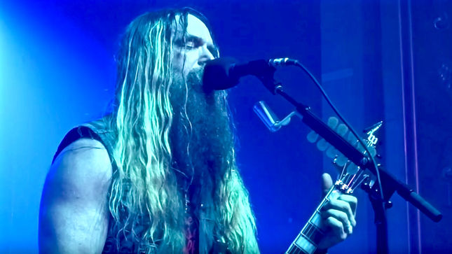 ZAKK WYLDE Talks Finest Hour On Stage - "The First Arena Tour I Ever Did With OZZY OSBOURNE"