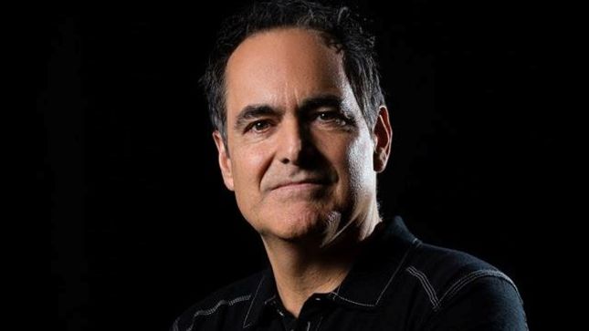 NEAL MORSE Talks New Album, MIKE PORTNOY, SPOCK’S BEARD And FLYING COLORS In Audio Interview