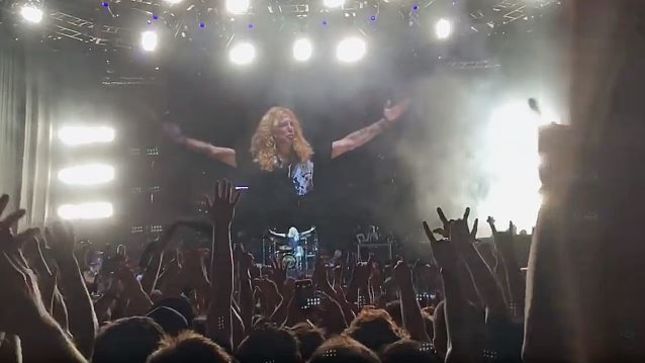 STEVEN ADLER Performs With GUNS N' ROSES In Buenos Aires; Fan-Filmed Video Available