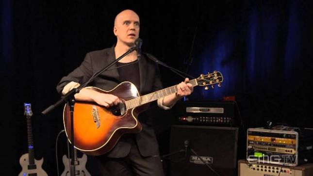 DEVIN TOWNSEND - "The First Acoustic Guitar I Owned Was An Absolute, Unadulterated Piece Of Crap"