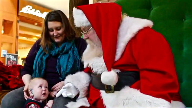 Report: Hearing Impaired Toddler Lights Up For METALLICA Santa; Video
