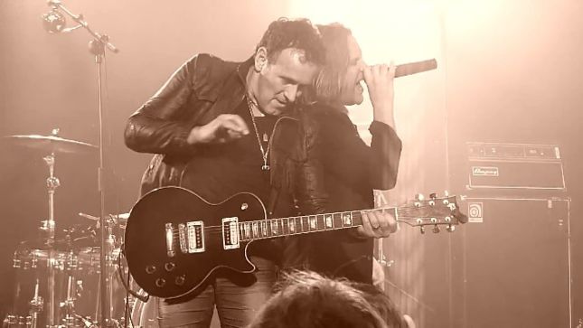 LAST IN LINE - Quality Fan-Filmed Video From DEF LEPPARD Guitarist VIVIAN CAMPBELL's Belfast Hometown Show Posted