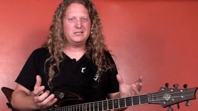 VOIVOD - "Psychic Vacuum" Video Guitar Lesson From "Chewy"