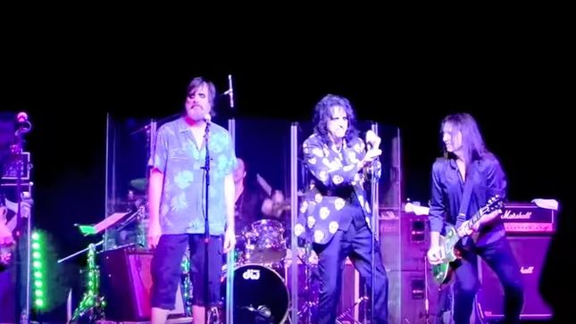 ALICE COOPER Rocks In The New Year In Maui With JIM CARREY