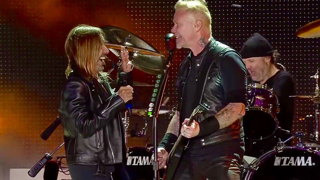 Update: IGGY POP Joins METALLICA On Stage In Mexico City (Pro-Shot Video); Band Peforms "Dream No More" For First Time Ever (Multi-Cam Footage)