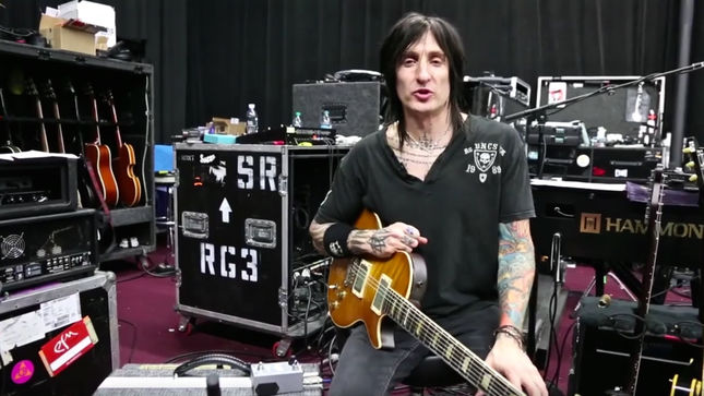 GUNS N' ROSES Guitarist RICHARD FORTUS Talks Not In This Lifetime Tour - "We Knew It Had To Be Great, And It's Been Amazing" (Video)