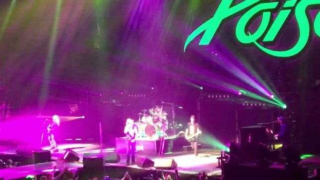 POISON - Fan-Filmed Video From First Show On DEF LEPPARD Tour Posted