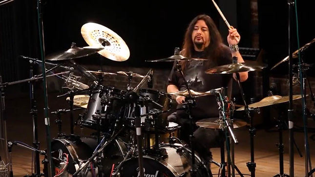 GENE HOGLAN Reminisces On Recording Of DEATH Track “The Philosopher” - "I Remember The Adorable Little Riff Tape That CHUCK SCHULDINER Sent Me”; Drum Playthrough Video Streaming