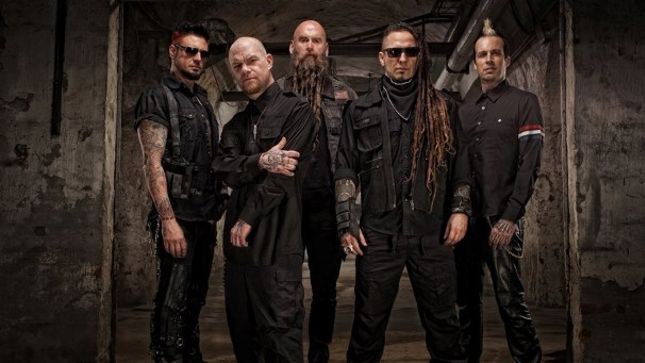 FIVE FINGER DEATH PUNCH Frontman IVAN MOODY Live In Tilburg - "This Is My Last Show..."; Guitarist ZOLTAN BATHORY Says It's "Not A Publicity Stunt"