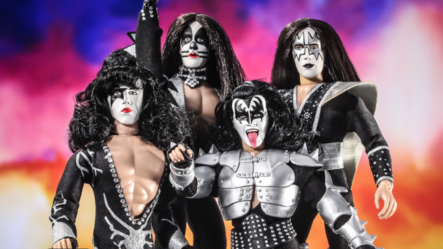 KISS - Destroyer Retro Figures Shipping This Week From KISS Museum