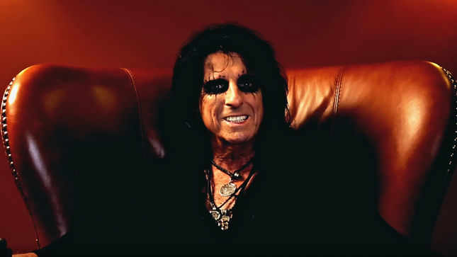 ALICE COOPER - “I Don’t Have Any Enemies In This Business At All… BOWIE And I Were Friends, KISS And I Are Friends, IGGY And I Grew Up Together In Detroit”; A Paranormal Interview Part 2 Streaming (Video)