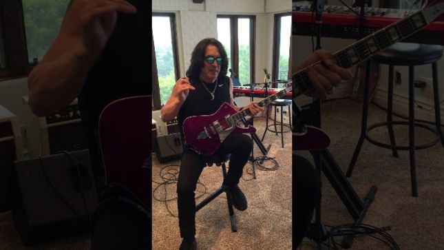 PAUL STANLEY Presents His Limited Edition Purple Sparkle Ibanez Guitar (Video)