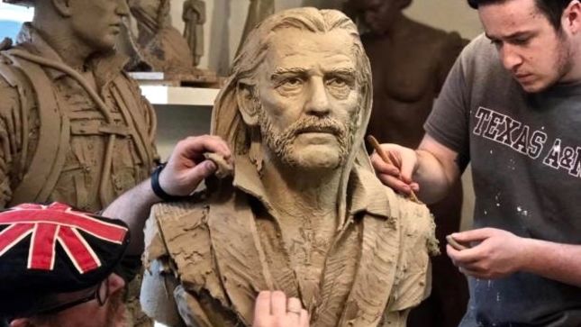 MOTÖRHEAD - Campaign Launched To Complete Work On Official LEMMY KILMISTER Memorial Statue